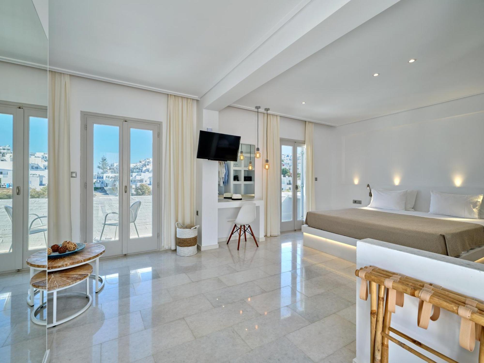 Kanale'S Rooms & Suites เนาซา ภายนอก รูปภาพ
