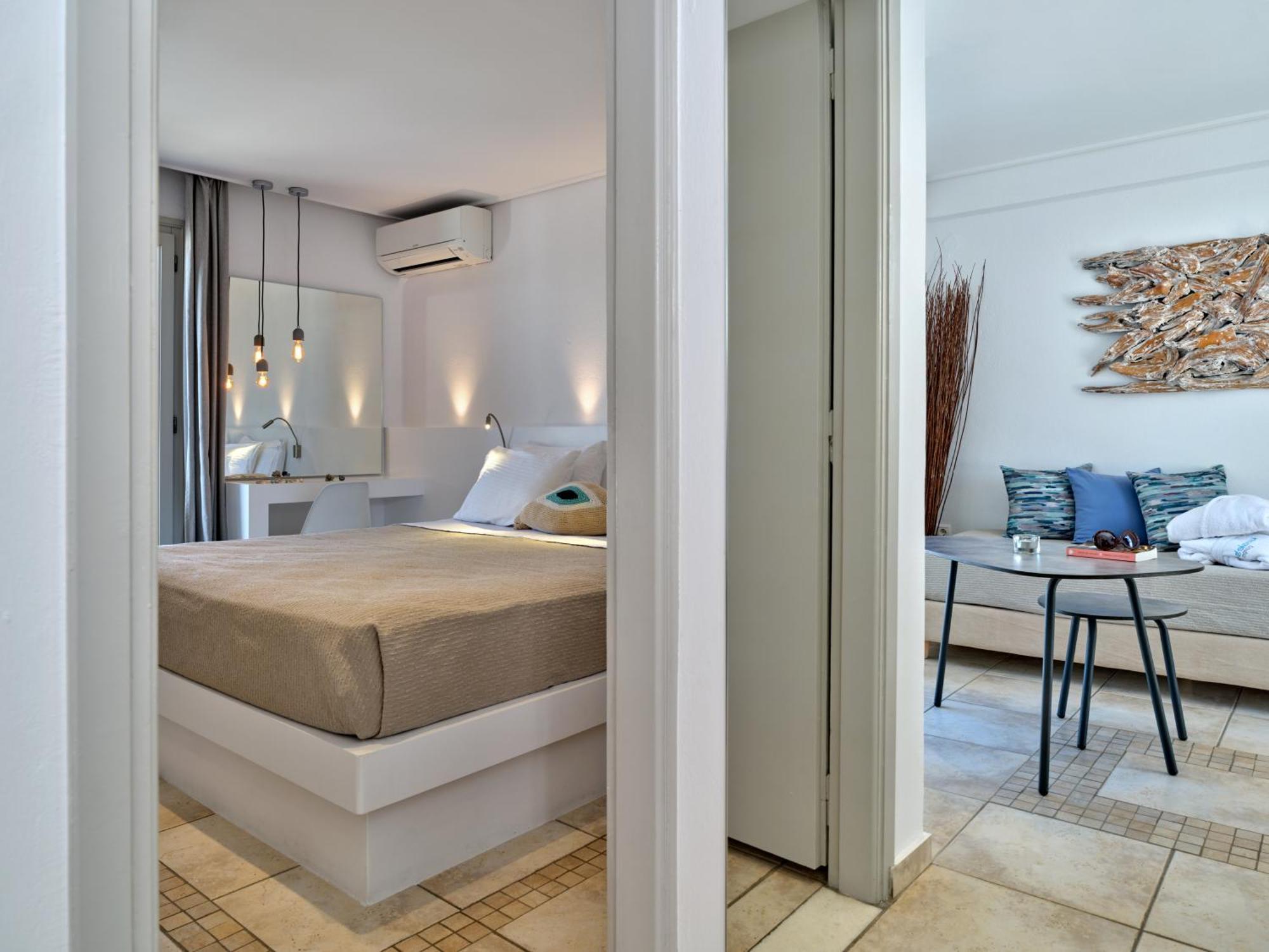 Kanale'S Rooms & Suites เนาซา ภายนอก รูปภาพ