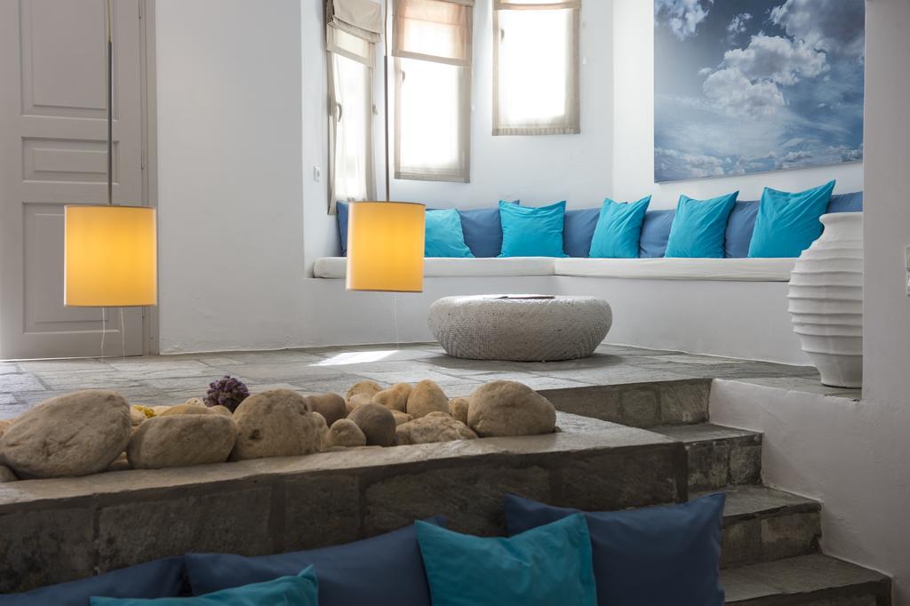 Kanale'S Rooms & Suites เนาซา ภายนอก รูปภาพ